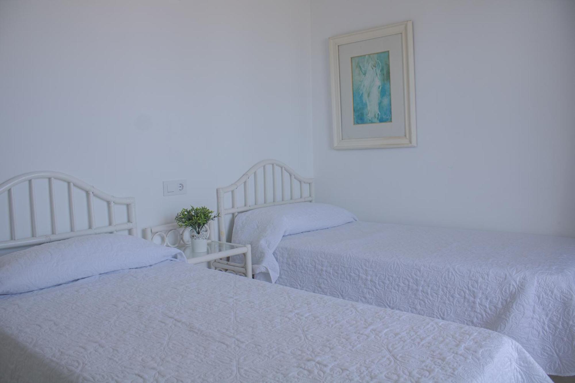 Precioso Apartamento En 1º Linea De La Playa De Gandia Solo Familias Luaran gambar